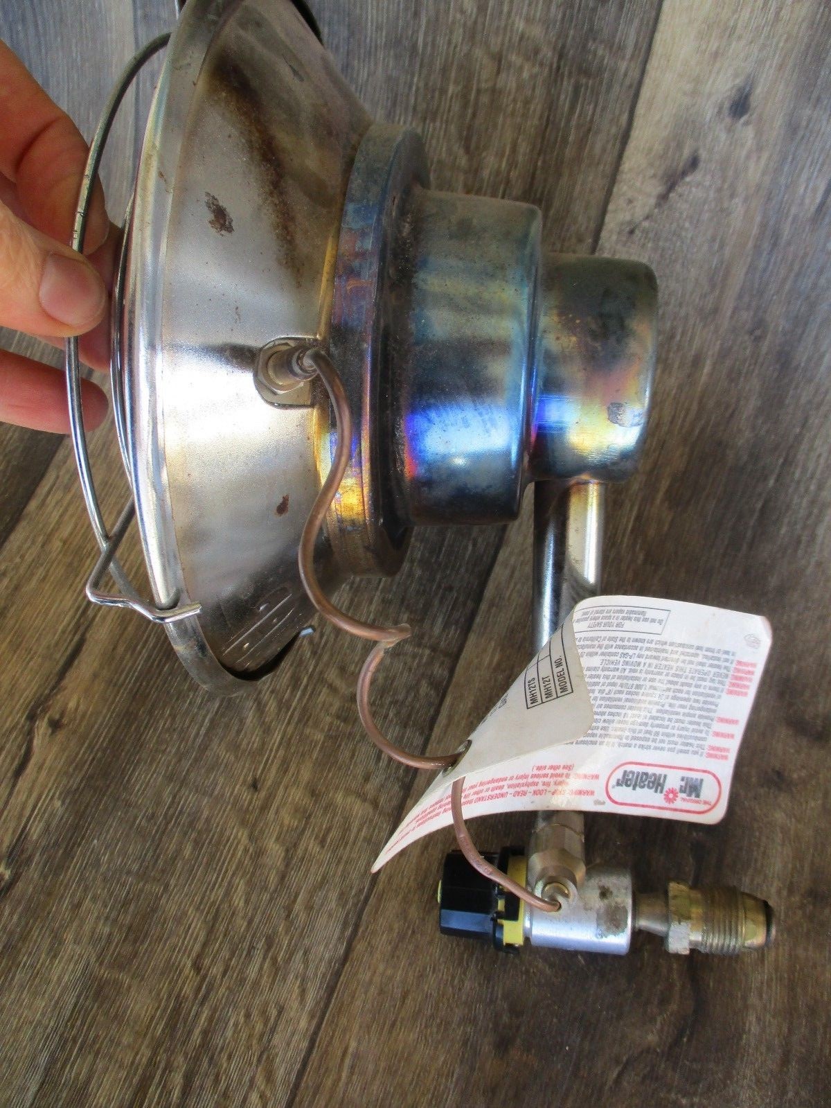 Mr Heater 8,000-14,000 BTU Radiant Propane Tanktop Heater Model MH12T