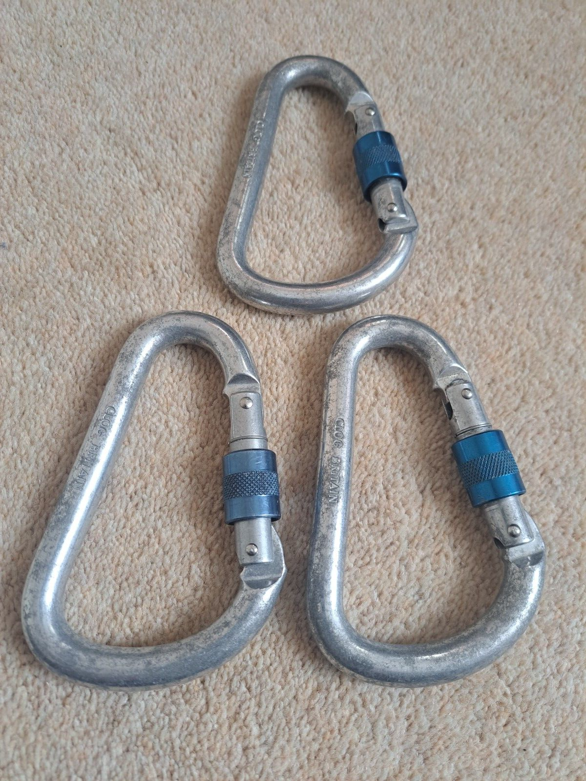 Vintage Clog HMS carabiners x 3