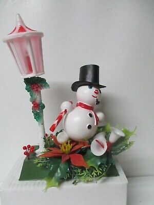 Vintage 5&10 Store Soft Plastic Christmas Snowman w Lamp Post
