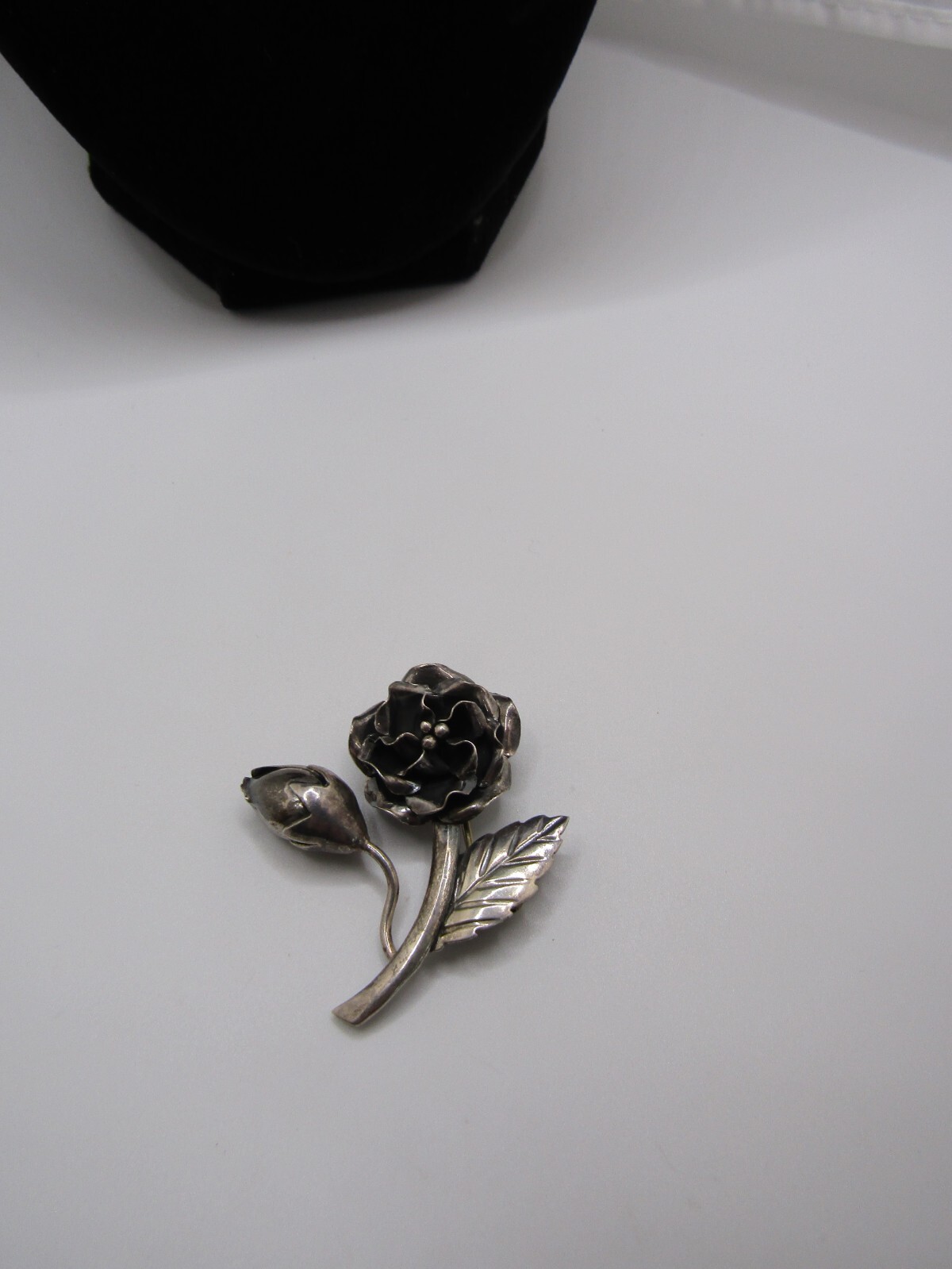 【Llife】BOTTON BROOCH Belagio Rhinestone Metal Brooch, Cascade Design, Silver , 1