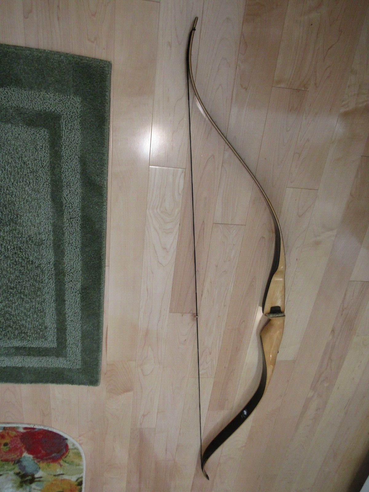 Vintage Bear Archery 1973 Black Bear Recure Bow LH35# 60"