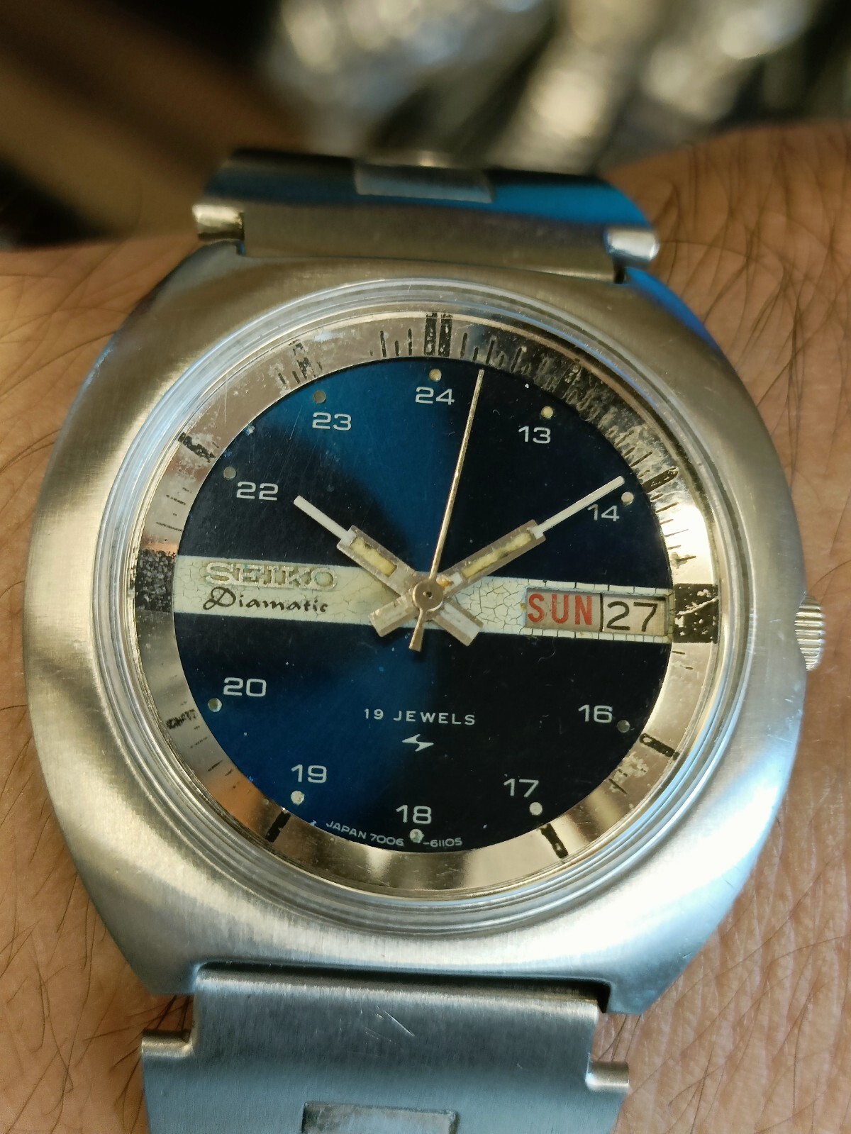 Vintage Seiko Automatic Retro 19 Jewels Blue Dial Men's Day