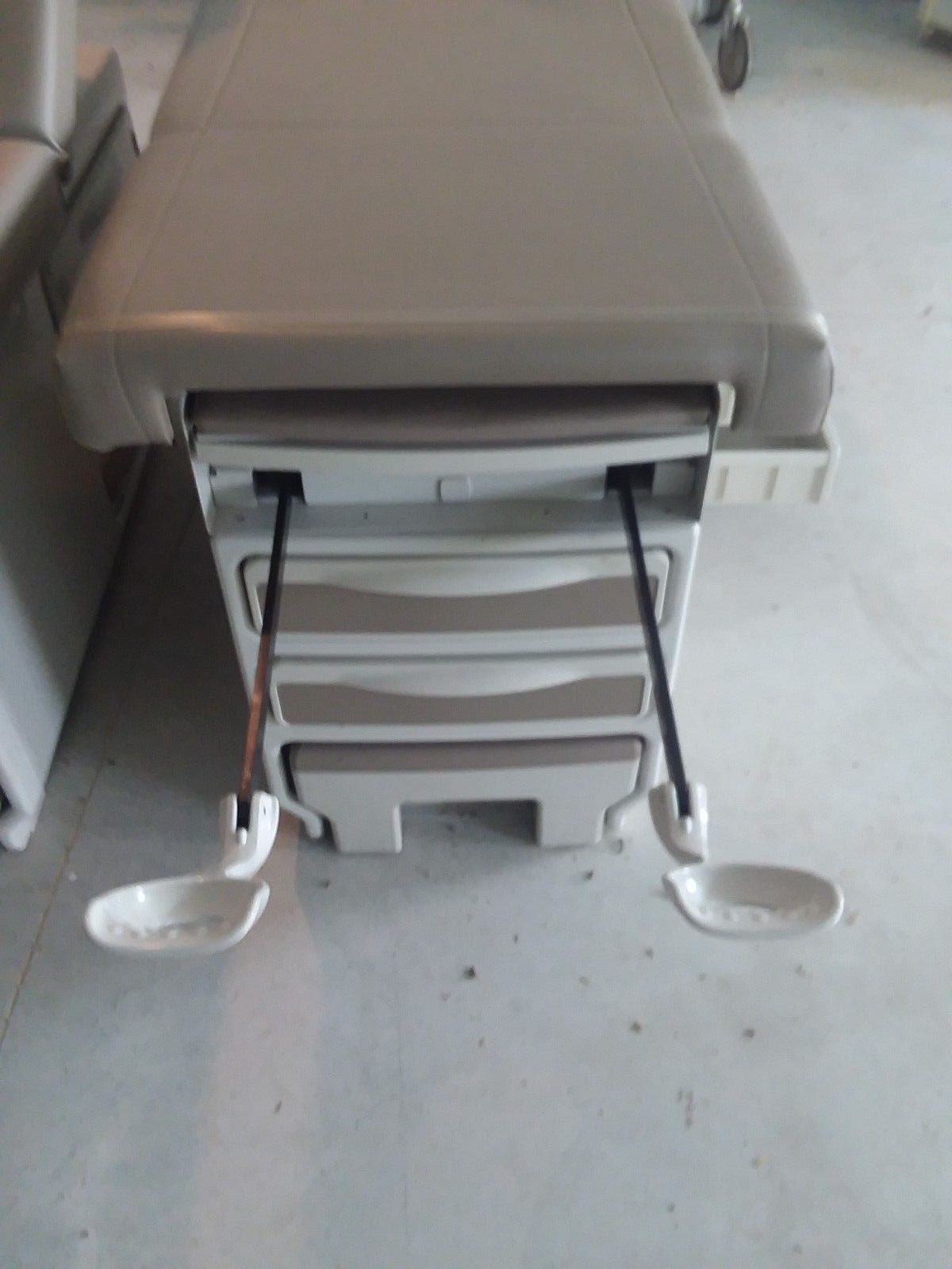 2 Midmark Ritter 204 Manual Exam Table GET BOTH For 1 Price