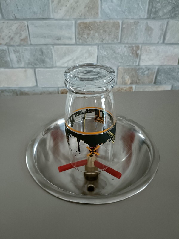 Rince Verre Et Bouteille