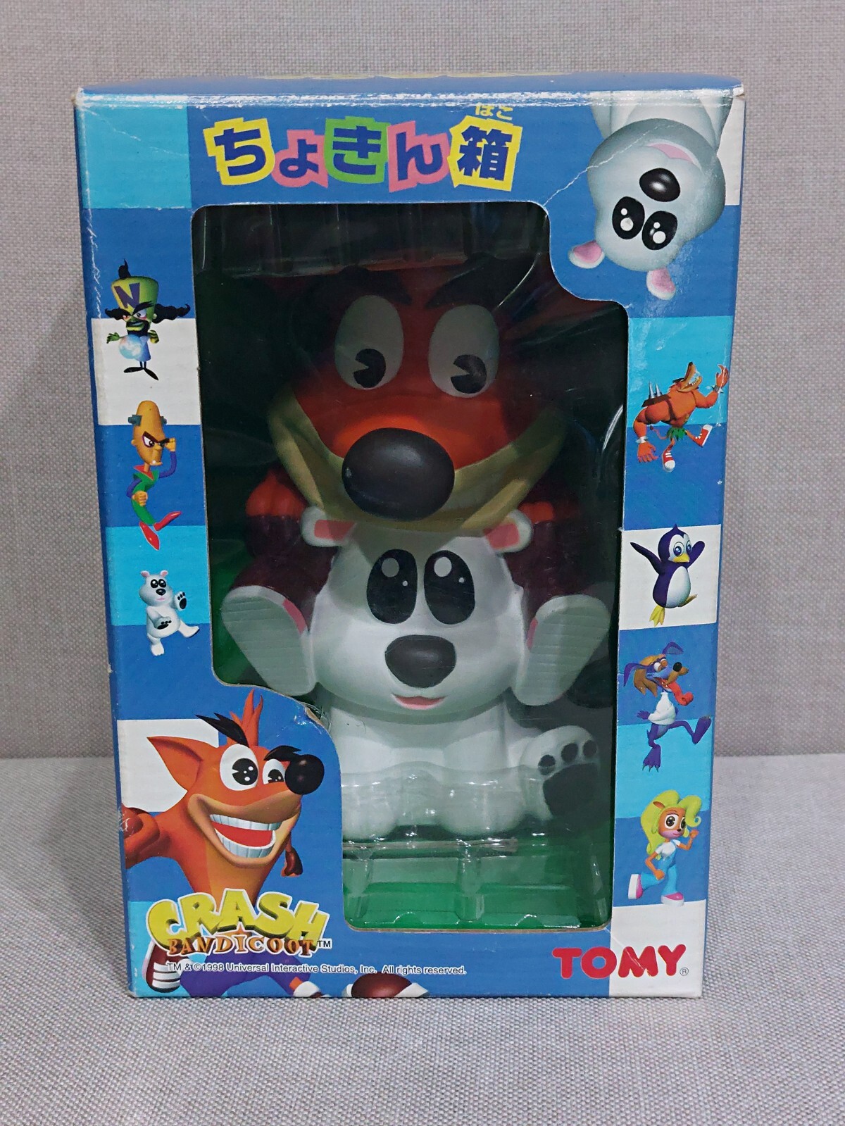 Crash Bandicoot Animal Passportとミニ人形のセット Crash