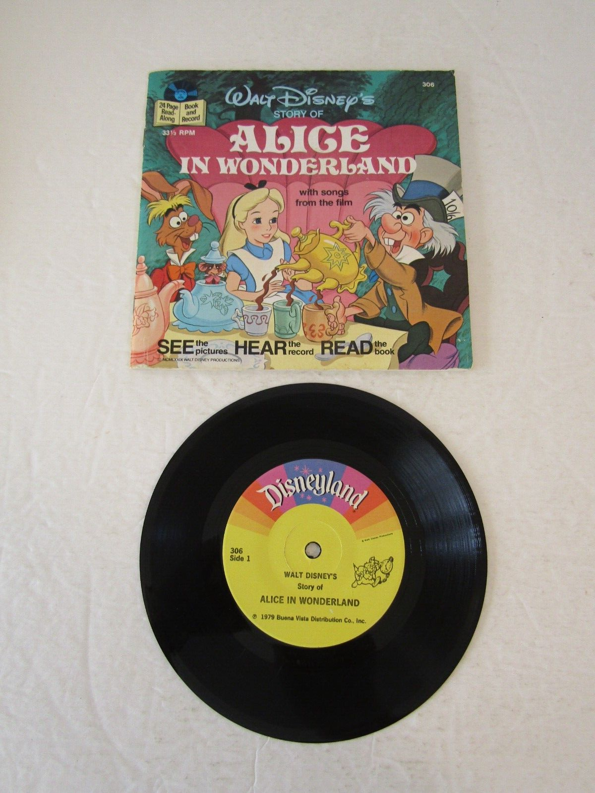 Walt Disney Alice in Wonderland Book & Record W/ Songs See
