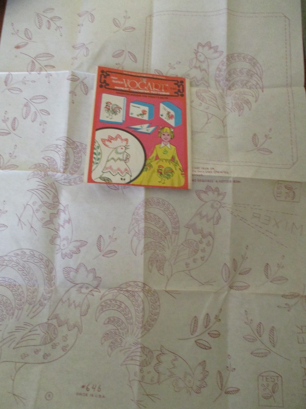 #646 VOGART - Transfer Pattern for Embroidery/Painting-ROOSTERS-Animated Designs