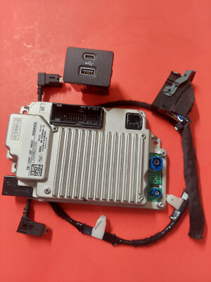 Genuine Ford OEM Sync3 V3.4 replacement APIM Module with Factory Navigation