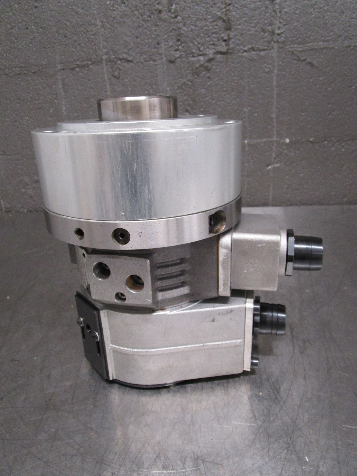 New SMW AUTOBLOK Open Center Cylinder Actuator for Lathe New SMW AUTOBLOK Open Center Cylinder Actuator for Lathe