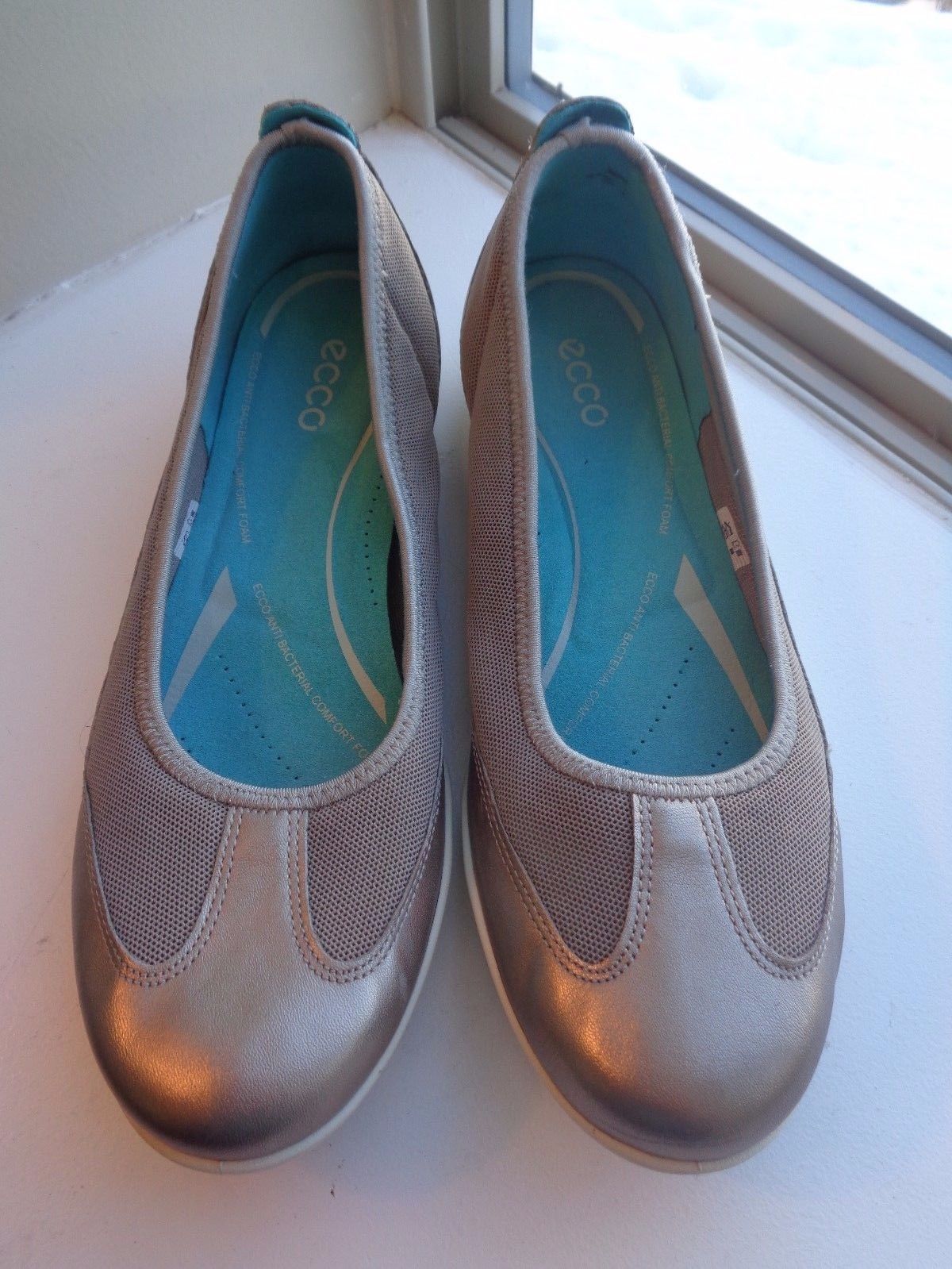 ECCO Flats and Oxfords for Women