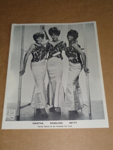 Martha & Vandellas 10 x 8 1964 US Fan Club Photocard