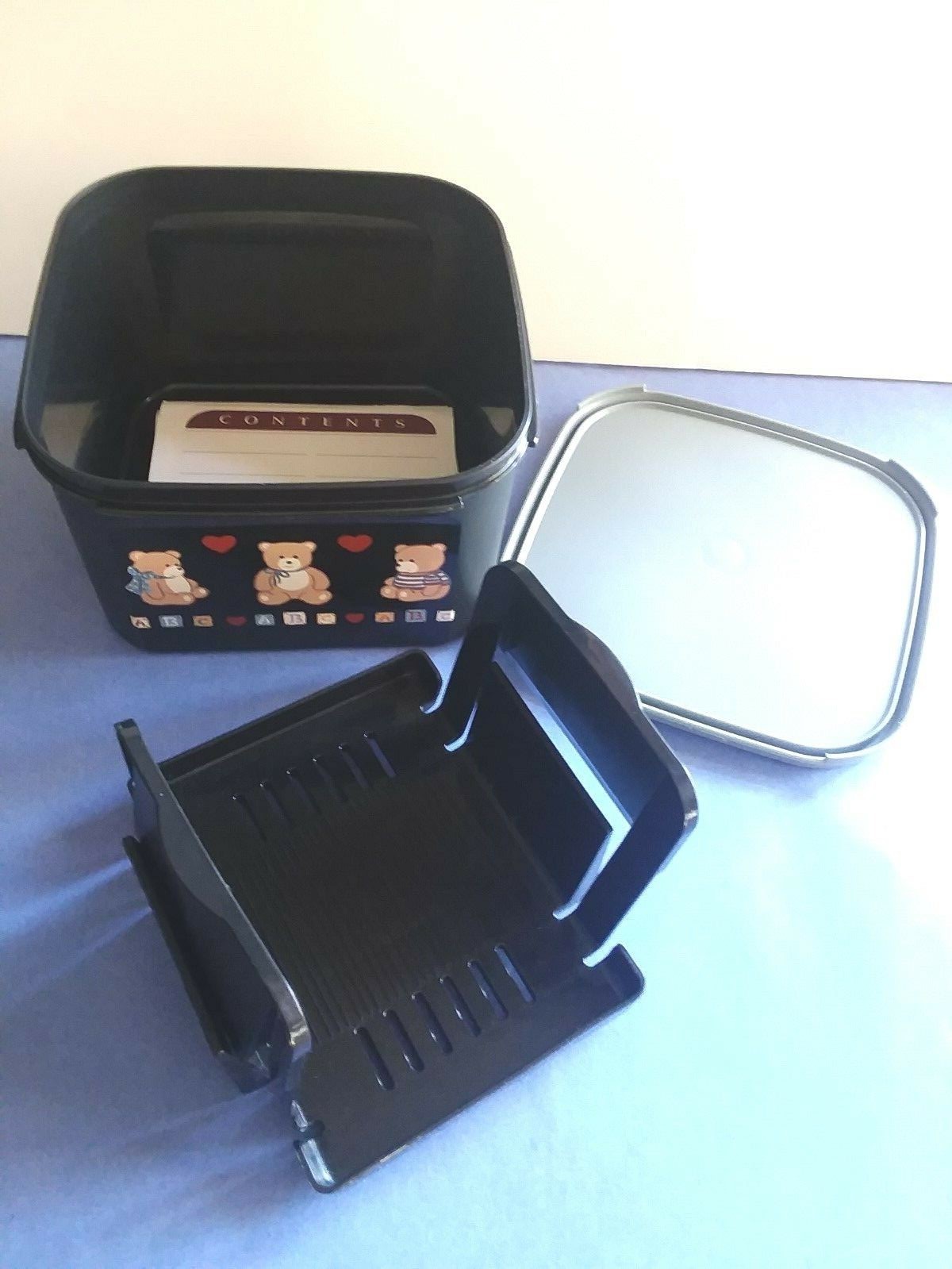 TUPPERWARE BLACK FILE BOX PAINTED TEDDY BEAR HEARTS ABC NURSERY 2.6 LITERS 11 CU