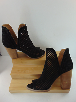 Larise bootie clearance