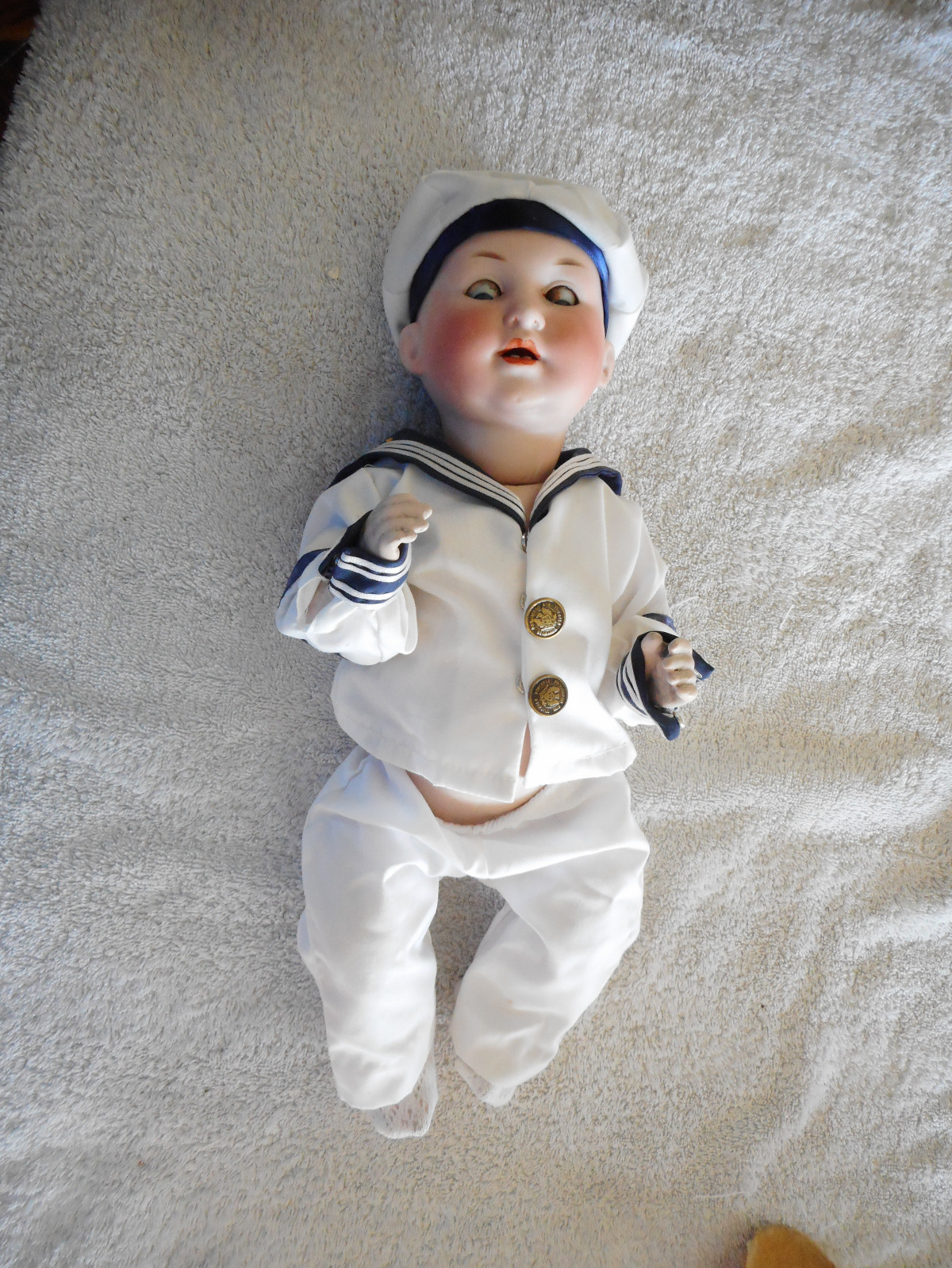 Antique Bisque headed G 329 B 14