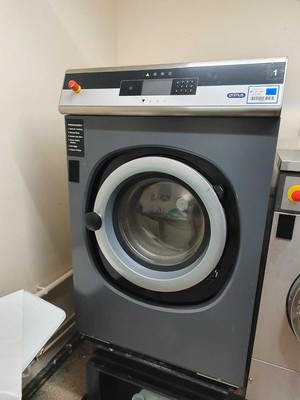 Commercial Laundry Machines for sale in UK | View 53 ads