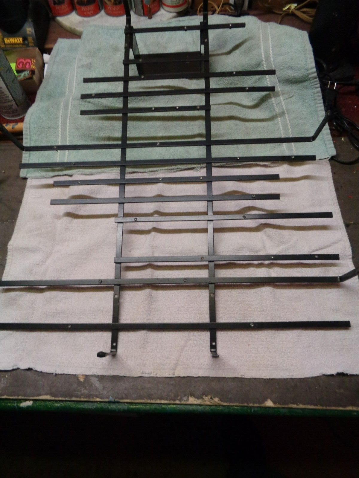 Metal Frame * L@@k * Miller Genuine Draft