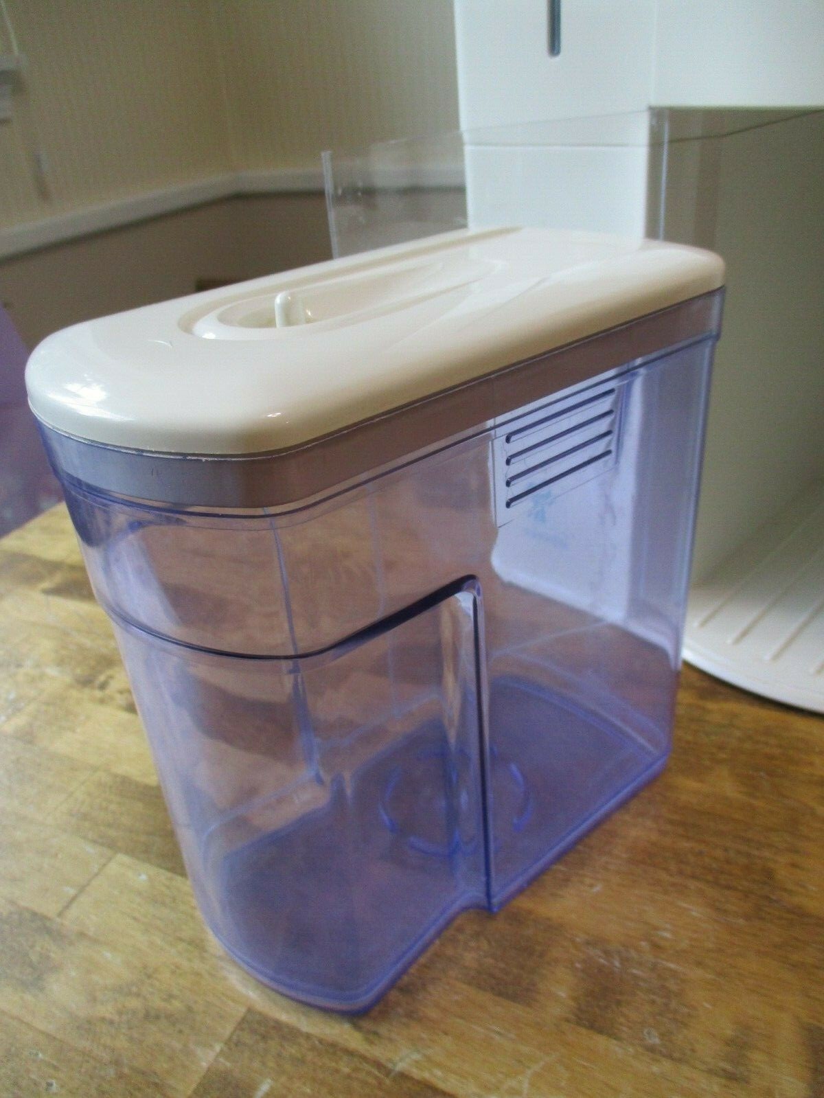 Nikken Pimag Water System Pour Express Water Filter Replacement Conainer ONLY