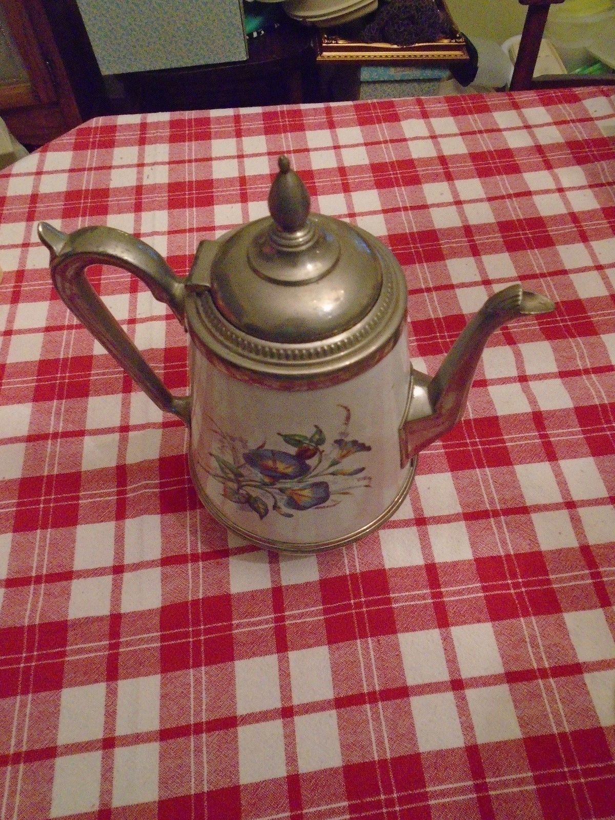 ANTIQUE WHITE GRANITEWARE ENAMELWARE TEAPOT PEWTER TRIM MORNING GLORY SCENE