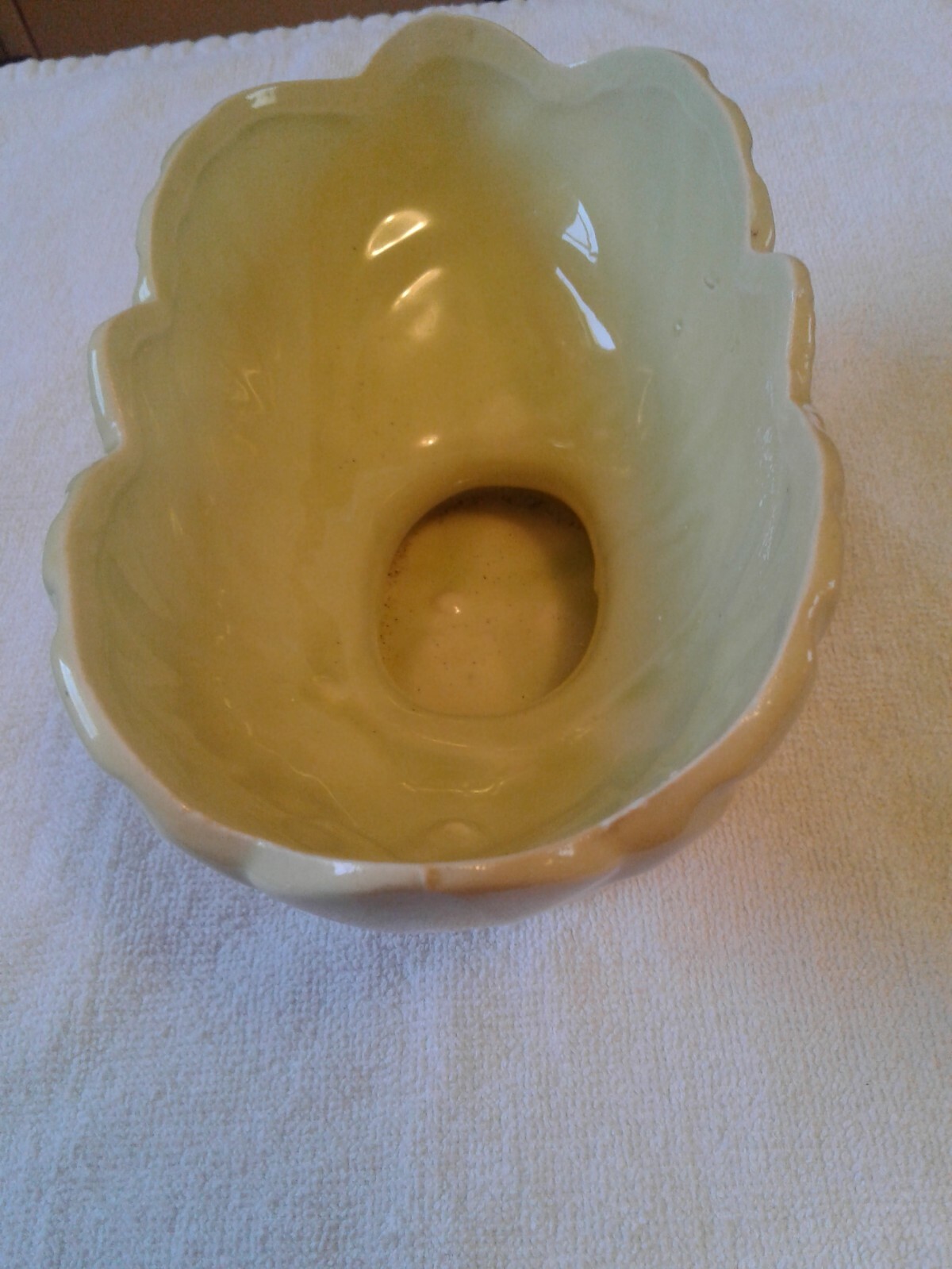 Vintage lime green ceramic footed planter/used