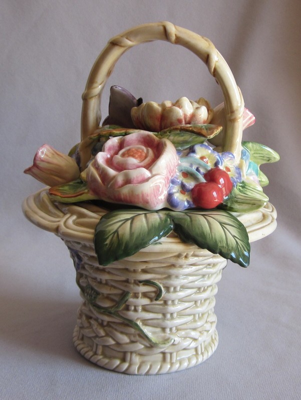 Sugar Bowl Fitz & Floyd Old World Rabbits Pattern - Repaired Spoon