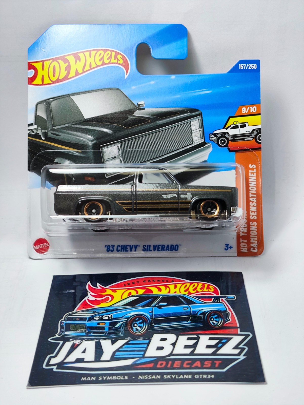 Hot Wheels 2025 NEW Case Q '83 Chevy Silverado Black SC