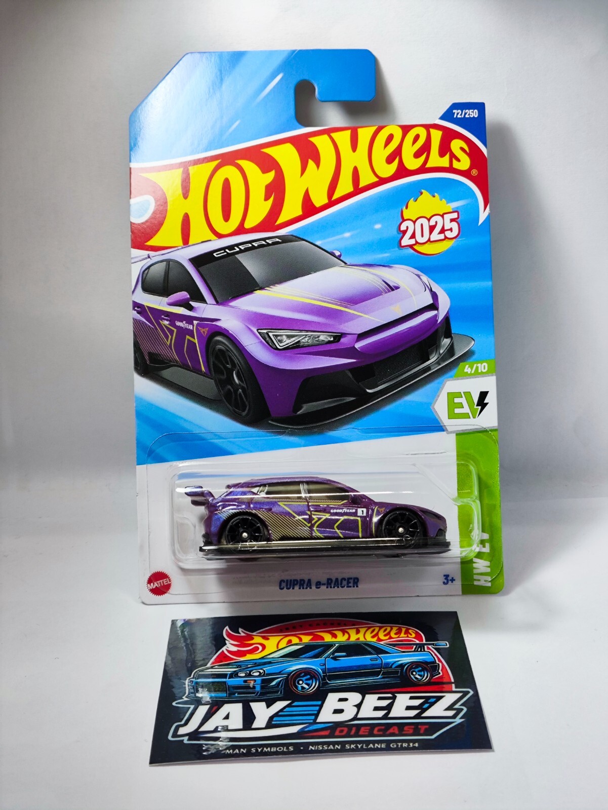 ミニカー Hot Wheels Convention 2025 Special Set Hot Wheels 2025 Super Con Las Vegas Silver VIP Silverado | eBay