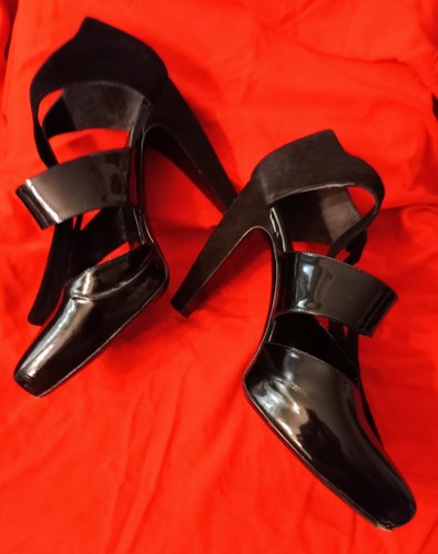 ☆送料・関税込☆BALENCIAGA★TIE STRAP HEELS★ ☆韓国の人気☆【BALENCIAGA】☆TIE STRAP HEELS☆
