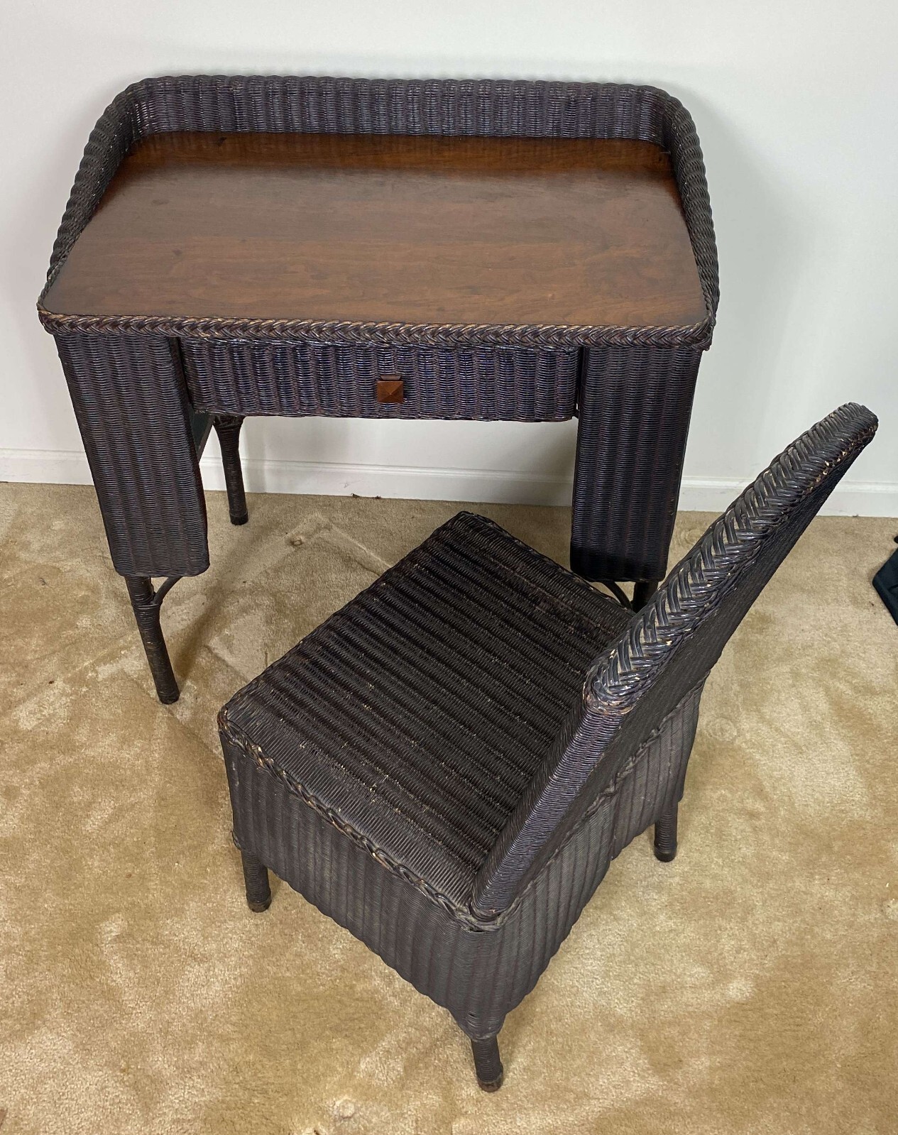木製ラック・ウッドラック Lloyd's Antiques Maple Hill Woodworking Linwood LW-7748 Customizable 48