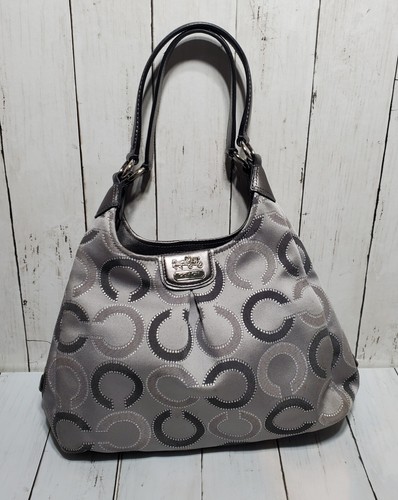 2061 Coach Hobo Op Art Shoulder Bag