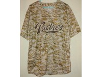 padres military jersey