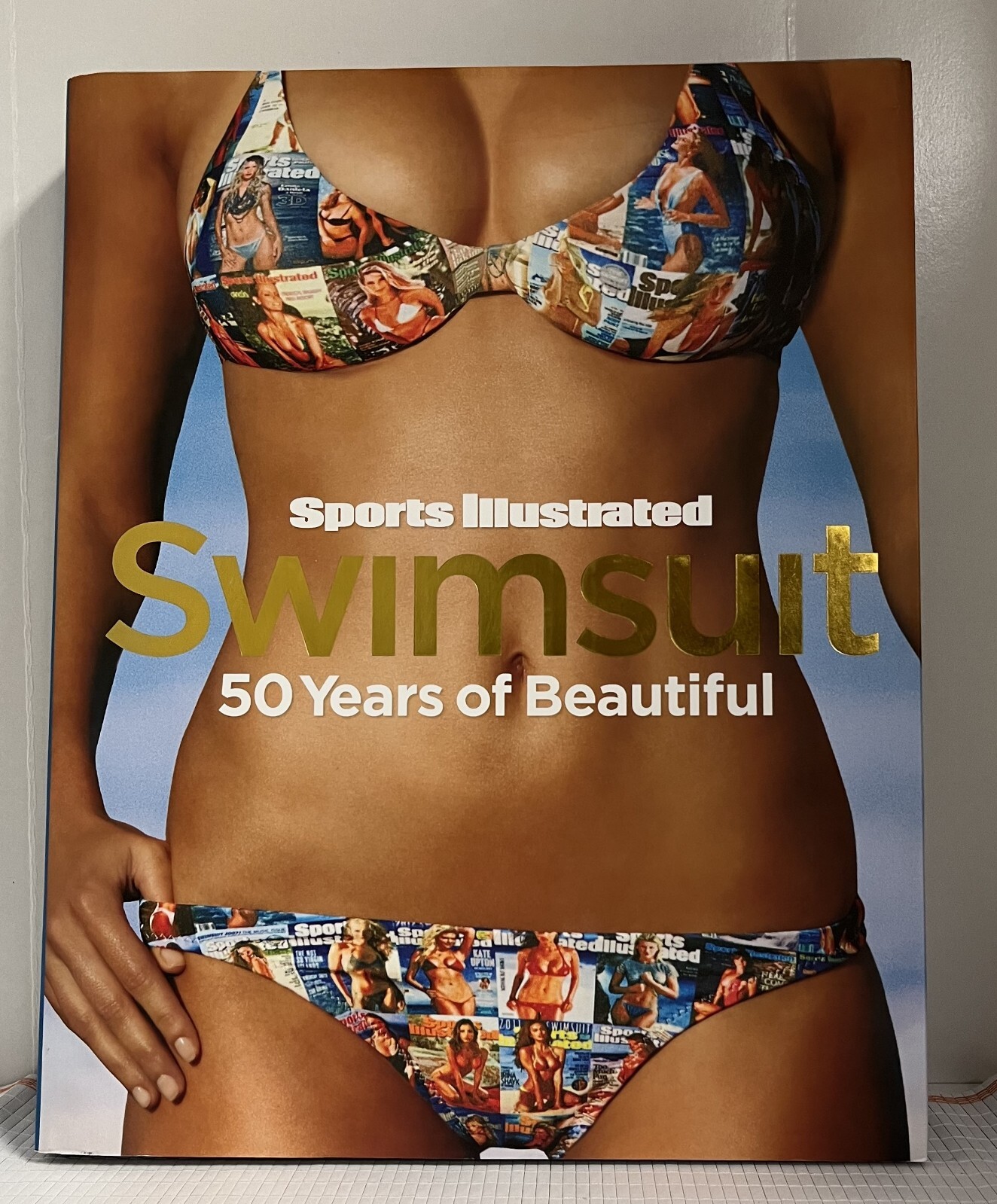 その他 sports illustrated 50 years of beautiful Sports Illustrated Swimsuit: 50 Years of Beautiful: Editors