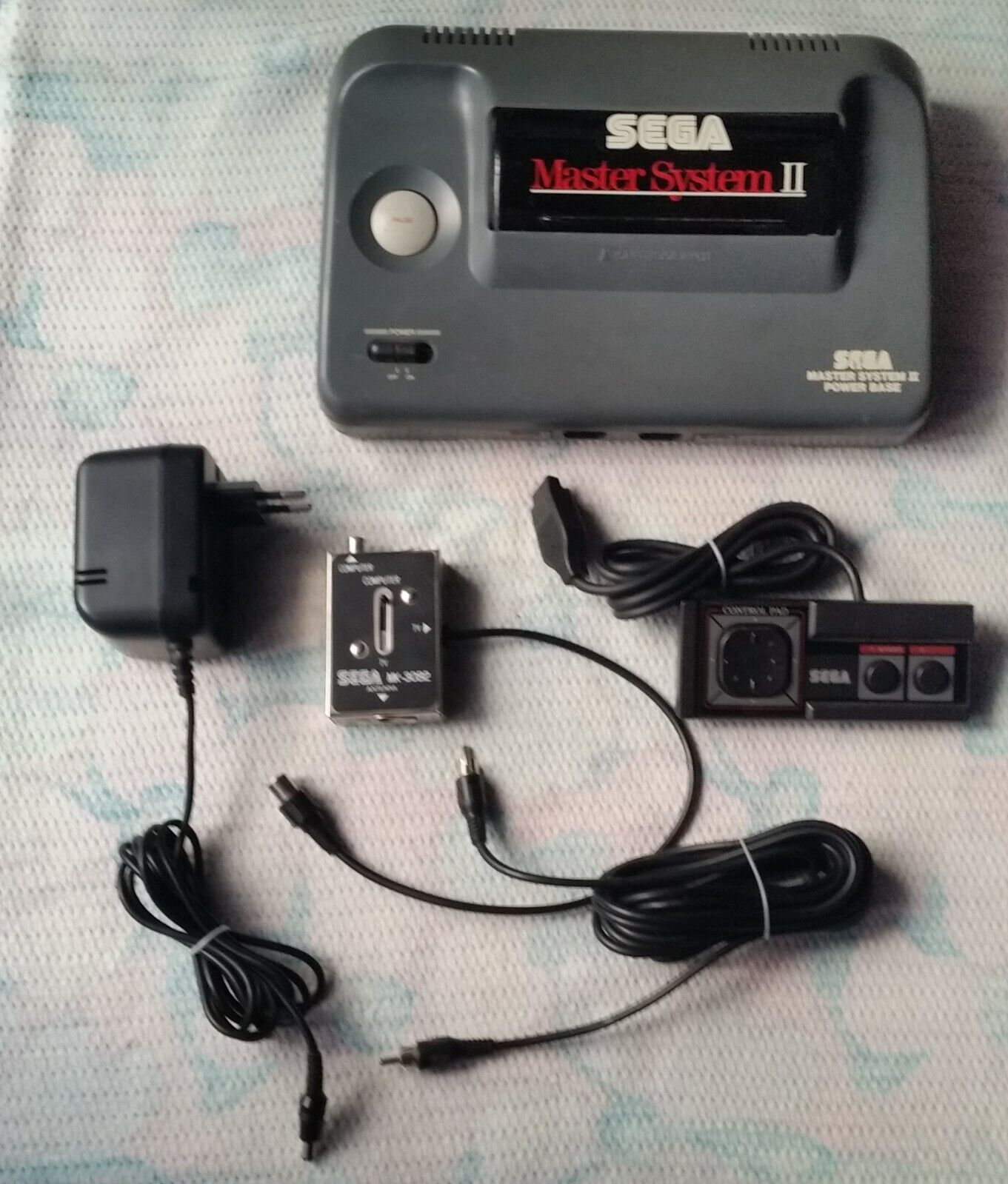Sega Master System 2 Power Base Grey - BLack System ,RARE Sega Master System 2 Power Base Grey - BLack System ,RARE