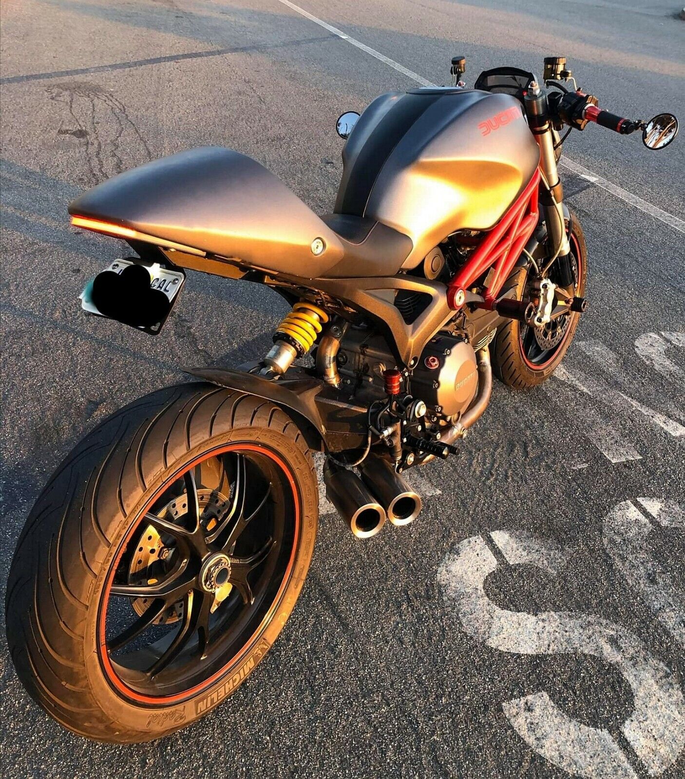 Coprisella unghia monoposto Ducati Monster 696 796 1100 Cafe Coprisella unghia monoposto Ducati Monster 696 796 1100 Cafe