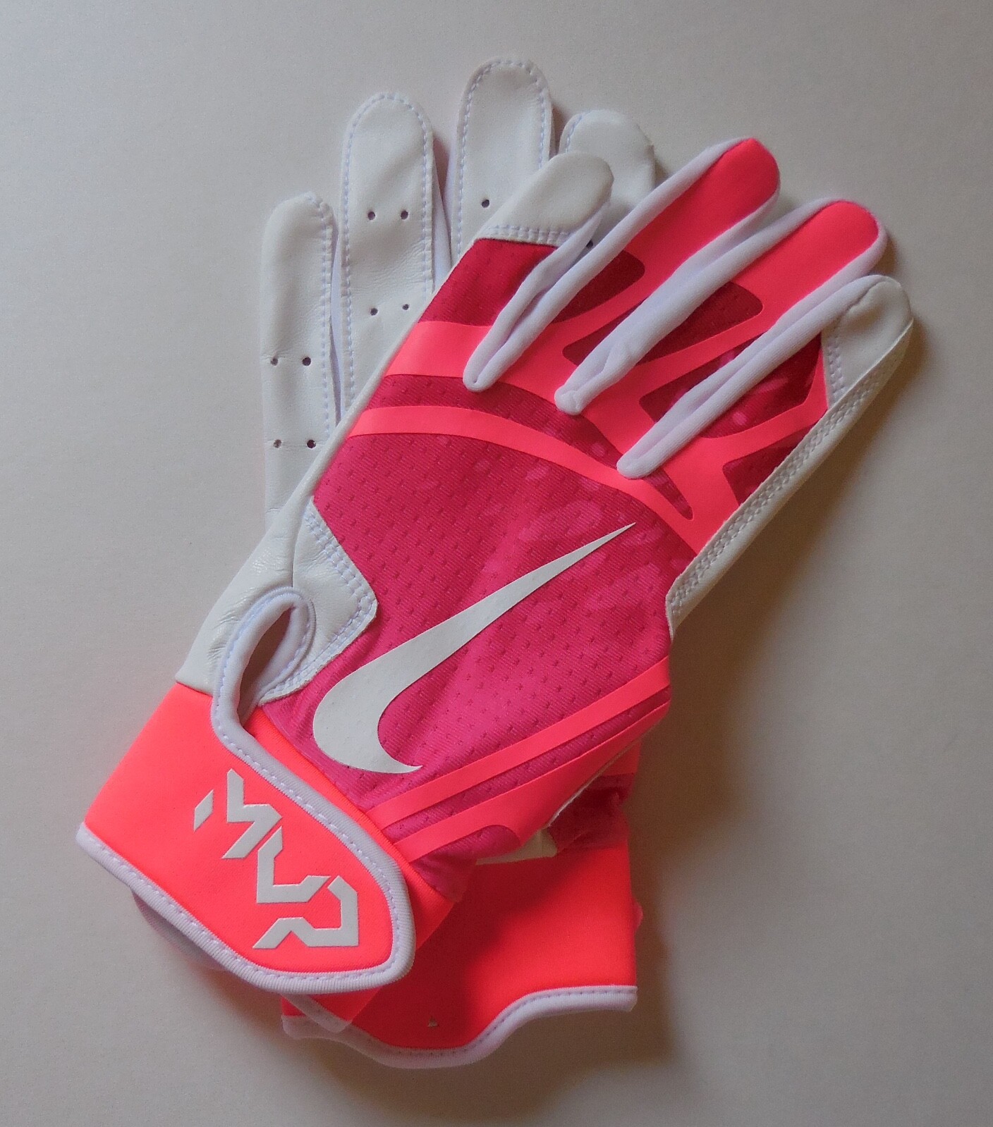 nike mvp edge glove