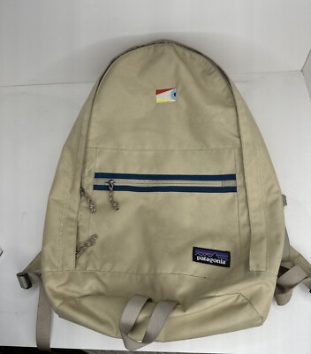 Patagonia All Worn Wear Arbor Day 20L Backpack Hiking Day Pack Khaki Teal Zipper