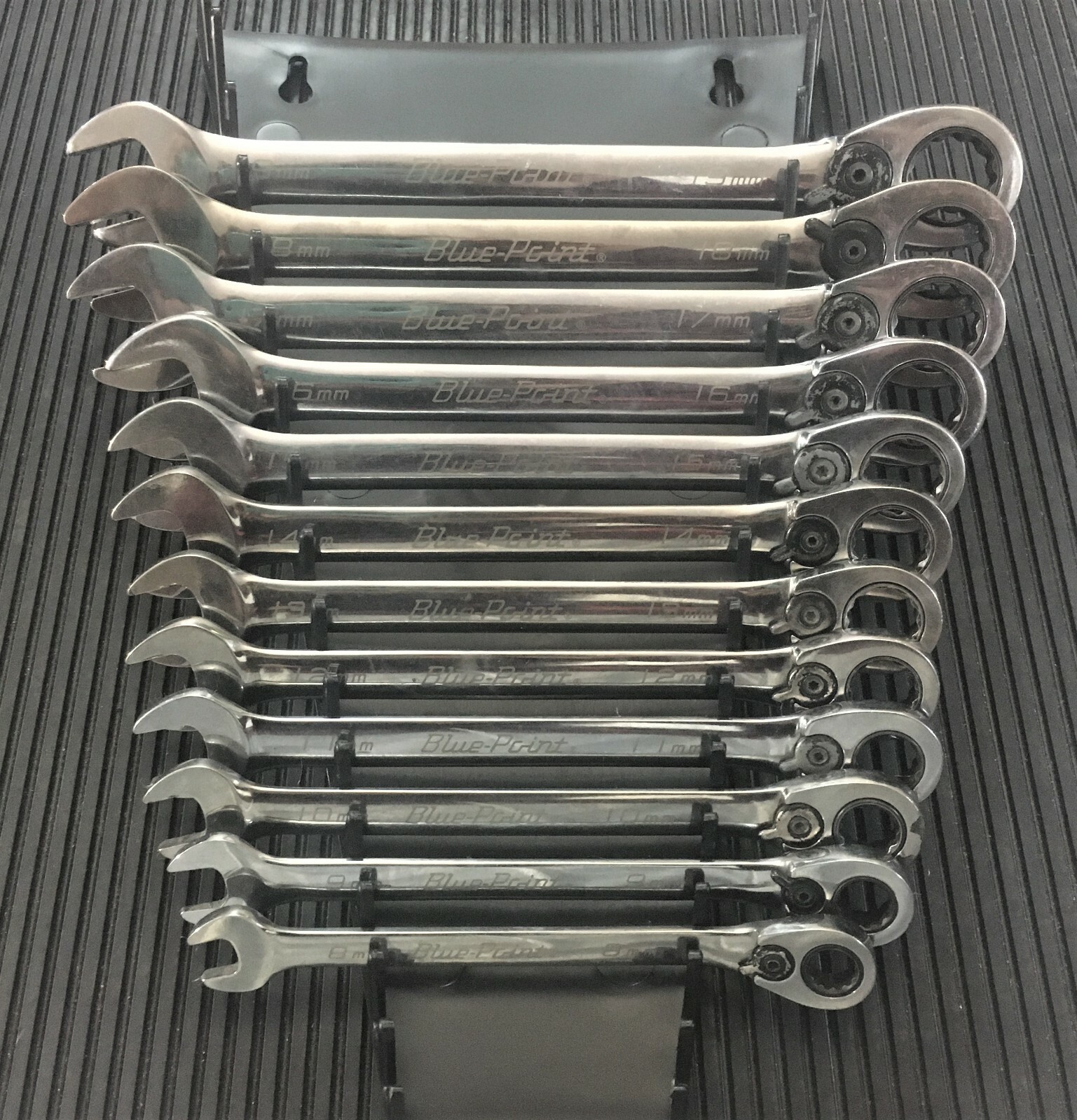 Blue Point 12piece Metric Reversing Ratcheting Combination12point