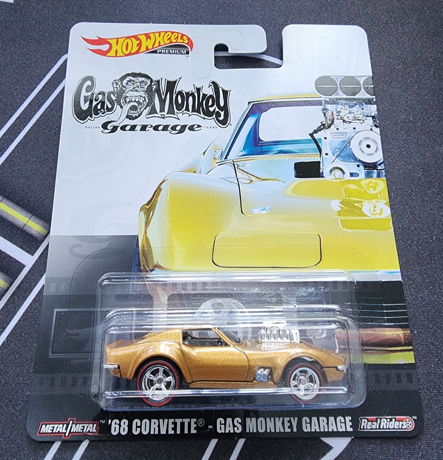 ミニカー Hot Wheels Gas Monkey Garage &#39;68 Corvette Hw Screen Time Series GMG dwos6rj Amazon.com: Hot Wheels 2017 HW Screen Time '68 Corvette Gas