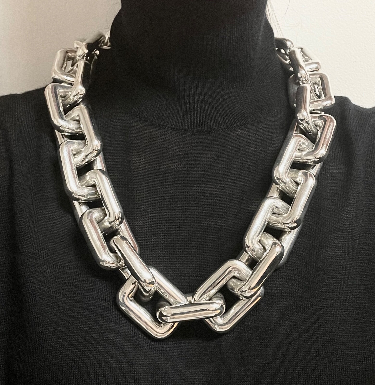 【送料&関税込】Bottega Veneta Necklace Bottega Veneta Oxidized Sterling Silver Cubic Zirconia