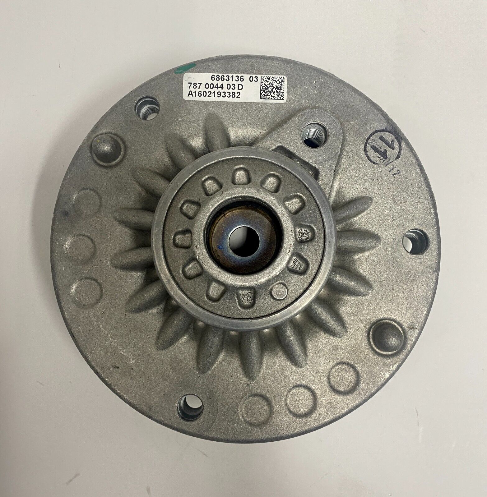 BMW 1 F20 Front Top Strut Mount 31306863136 6863136 GENUINE BMW 1 F20 Front Top Strut Mount 31306863136 6863136 GENUINE
