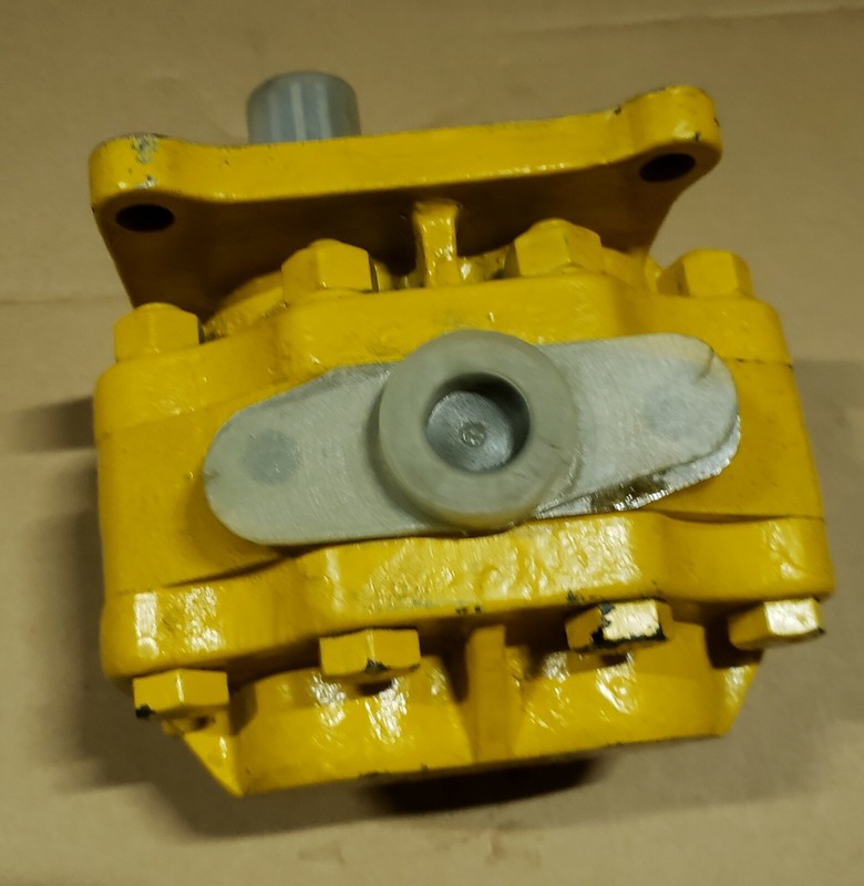 Komatsu Hydraulic Pumps Surplus Industrial Equipment