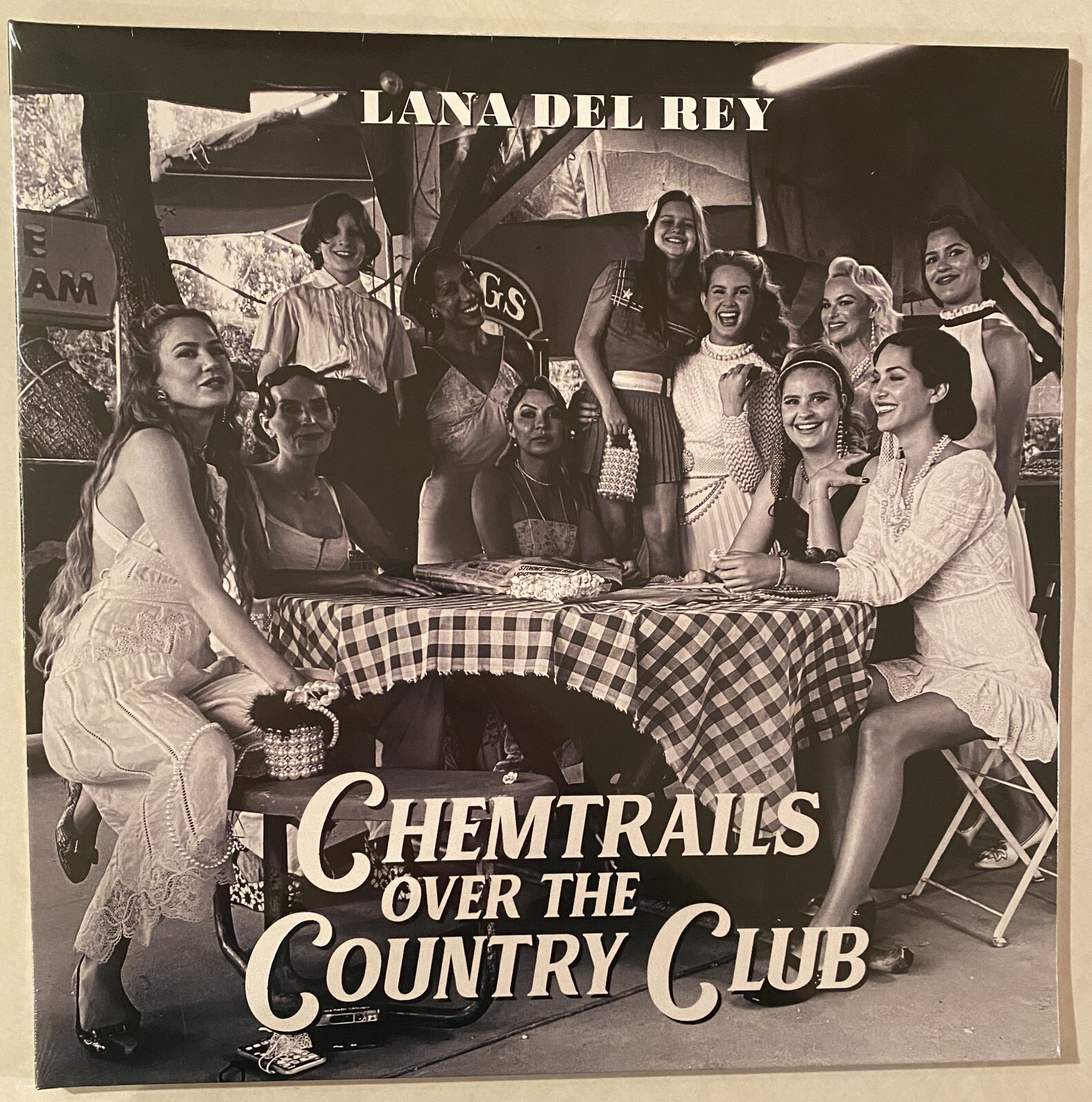 洋楽 Chemtrails Over the Country Club Amazon.com: Chemtrails Over the Country Club (180 Gr. Vinyl