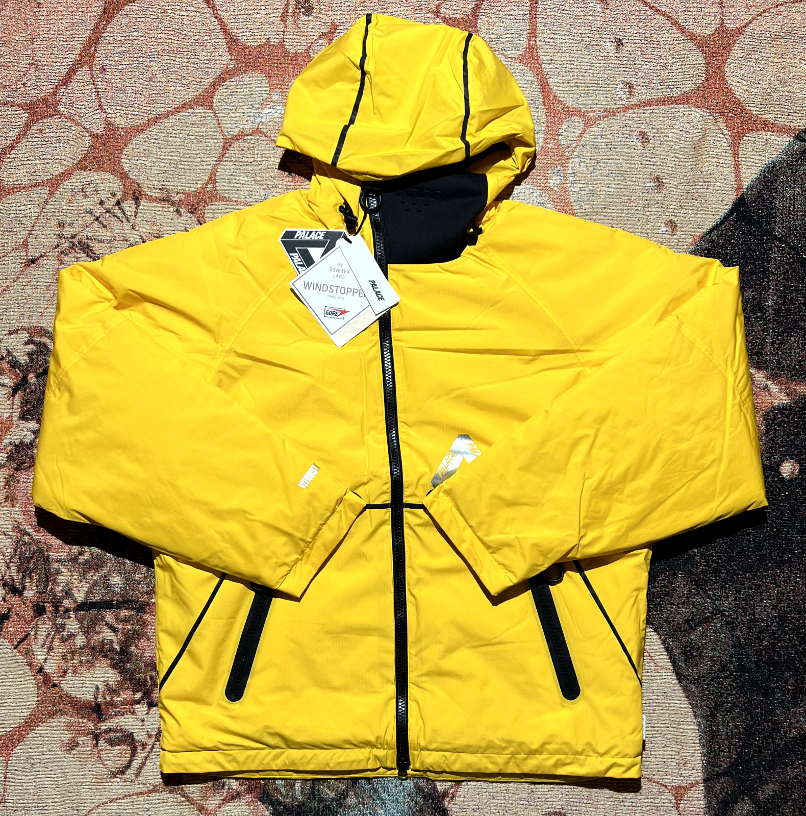 トップス palace GORE-TEX WINDSTOPPER VEST GORE-TEX WINDSTOPPER VEST | PALACE SKATEBOARDS