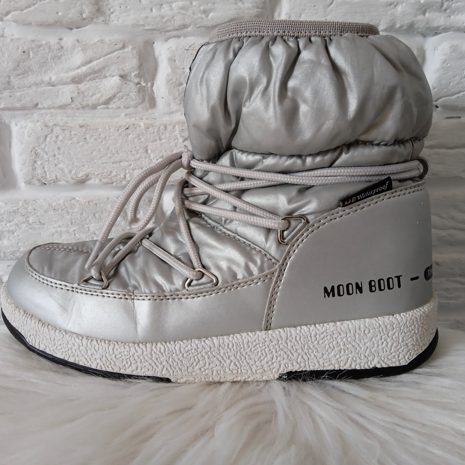 Moonboots ホワイト　サイズ39/41 $_57.JPG?set_id=880000500F