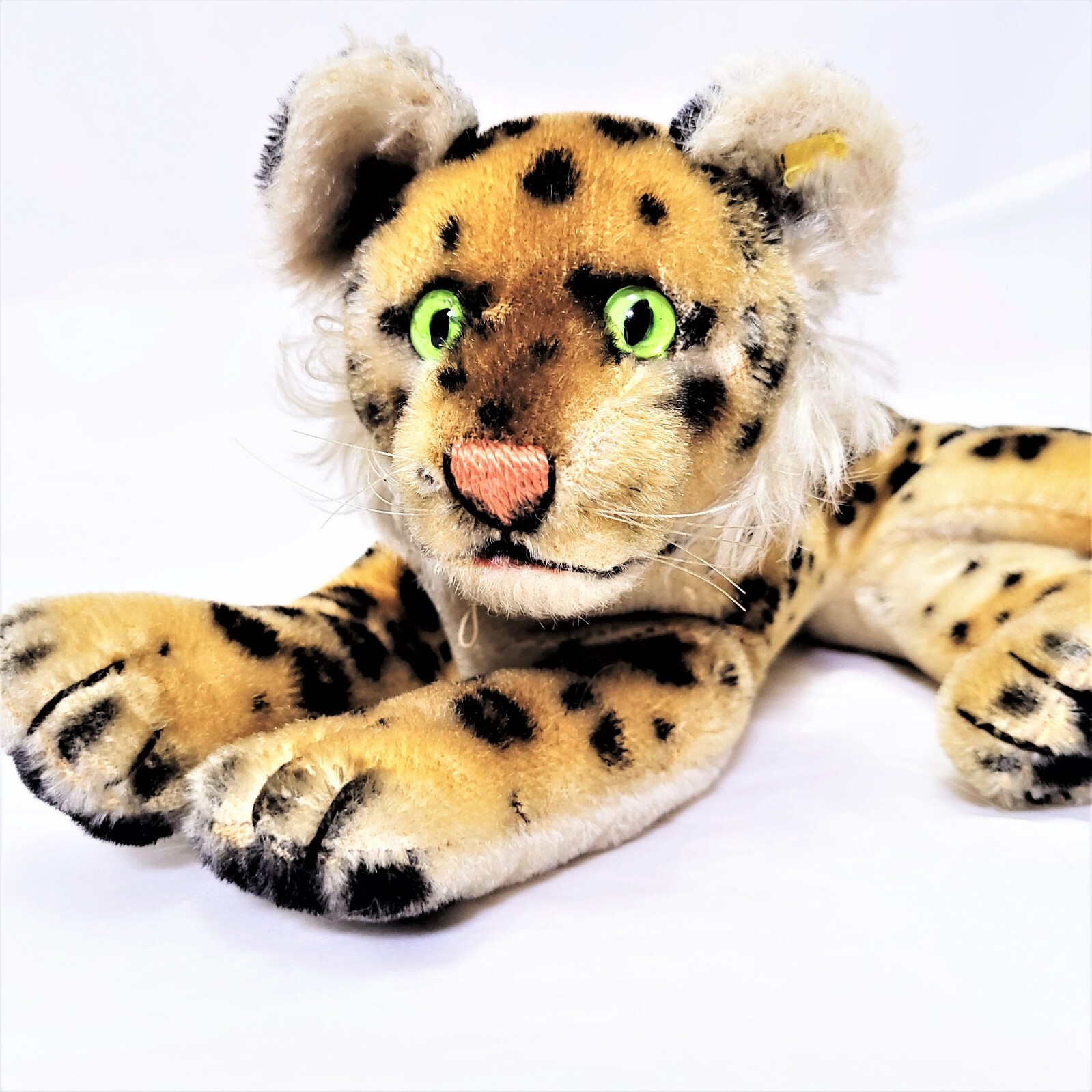 Steiff Molly Leopard シュタイフぬいぐるみ レオパード 103957 Steiff Molly Leopard – German Specialty Imports llc