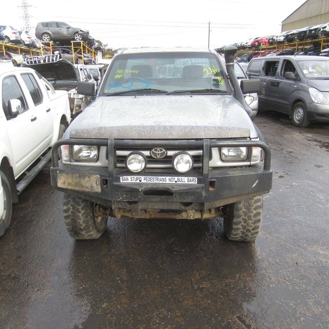 Toyota hilux ln167