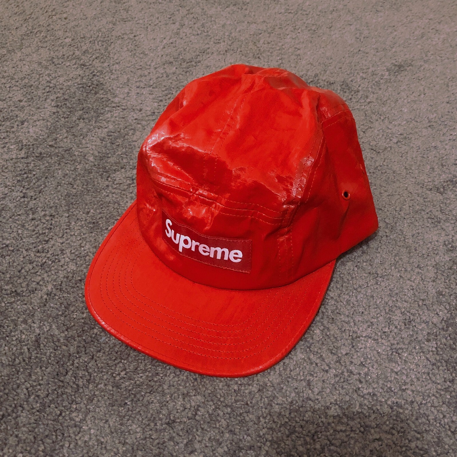 supreme cap RED 赤　made in usa 【訳あり】 supreme cap RED 赤 made in usa 【訳あり】