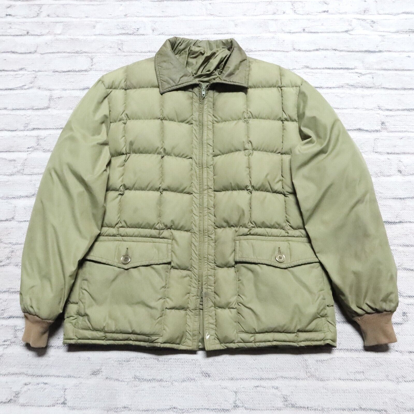 Vintage 60s Eddie Bauer Quilted Down Jacket Size 46 Skyliner Vintage 60s Eddie Bauer Quilted Down Jacket Size 46 Skyliner