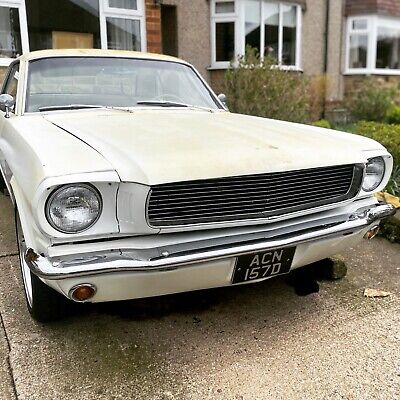 1966 ford mustang coupe V8