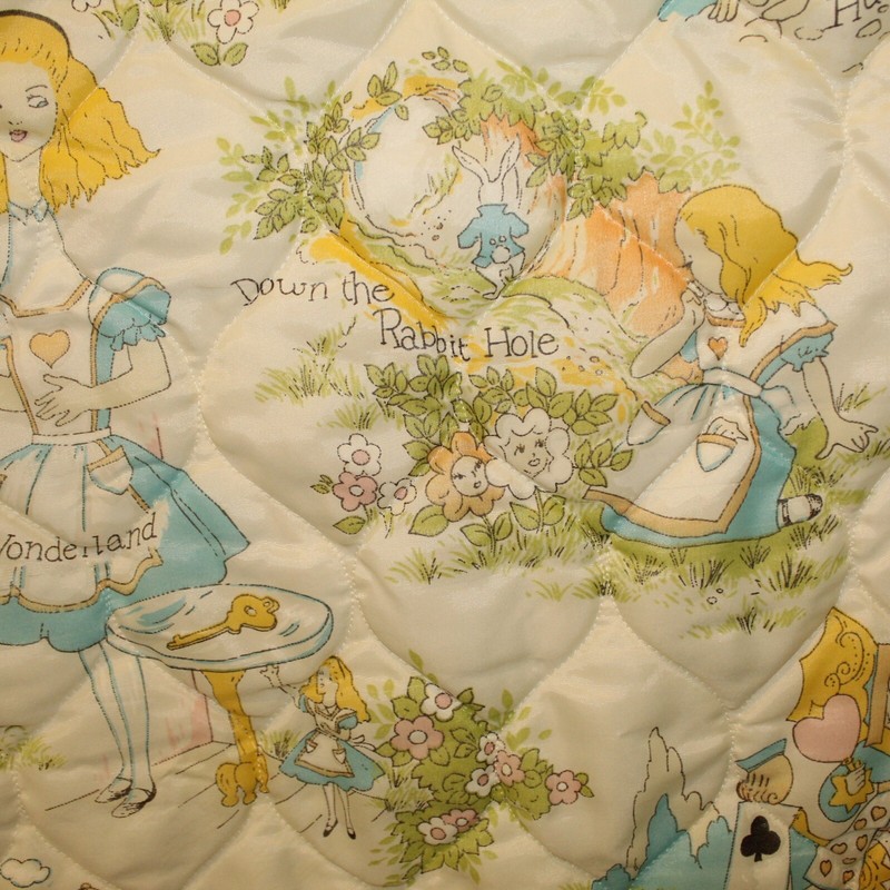 Vintage Alice in Wonderland Quilted Top Ruffle Edge Bedspread Coverlet Cover
