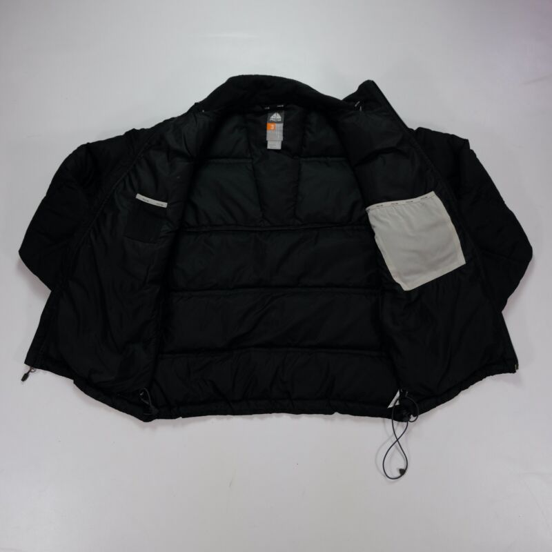 Rare Vintage NIKE ACG Spell Out Triangle 3 Layer Down Puffer Rare Vintage NIKE ACG Spell Out Triangle 3 Layer Down Puffer